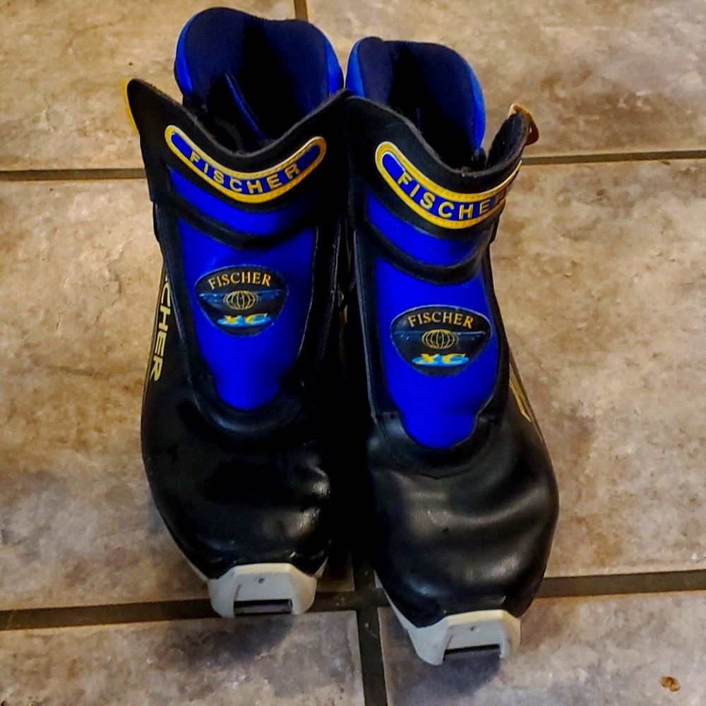 Fischer cross country ski boots SNS type